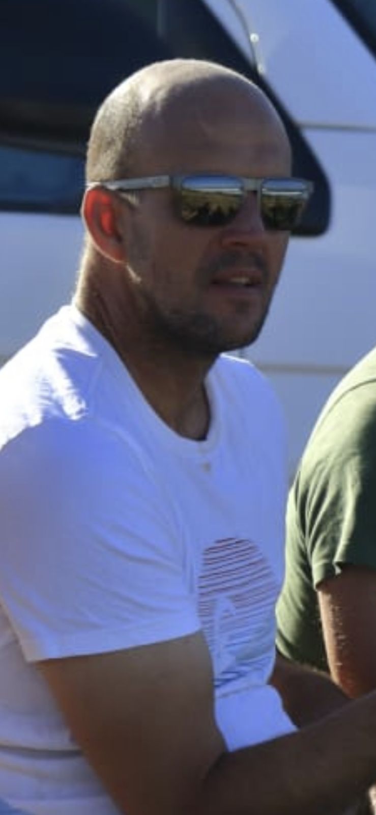 Surf76